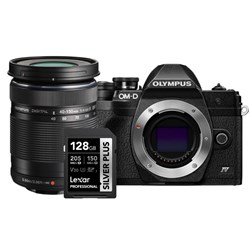 EM10MK4 Travel Bundle BLK